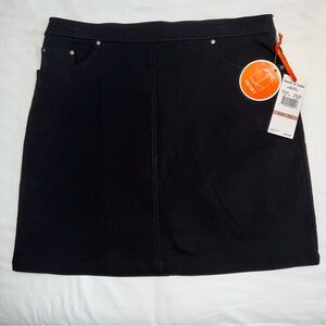NWT hearts of palm Black Pull on Stretch Skort Women’s Size 12